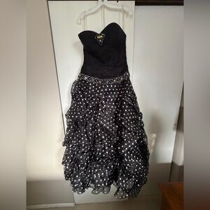 Chic Strapless Black and White Polka Dot Dress